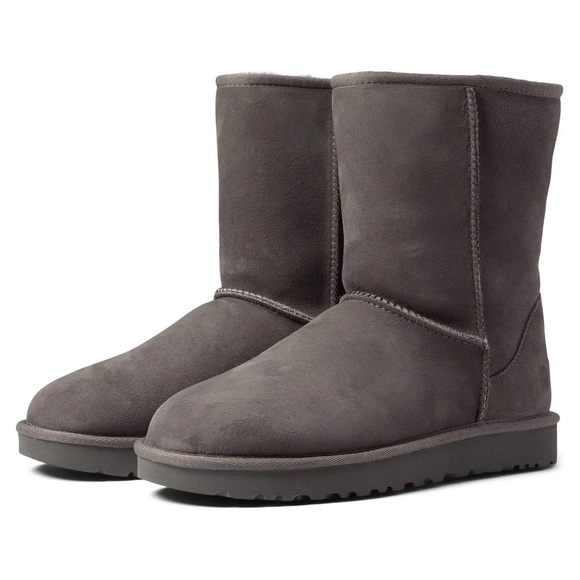Women’s classic Short Gray UGG - Picture 3 of 10